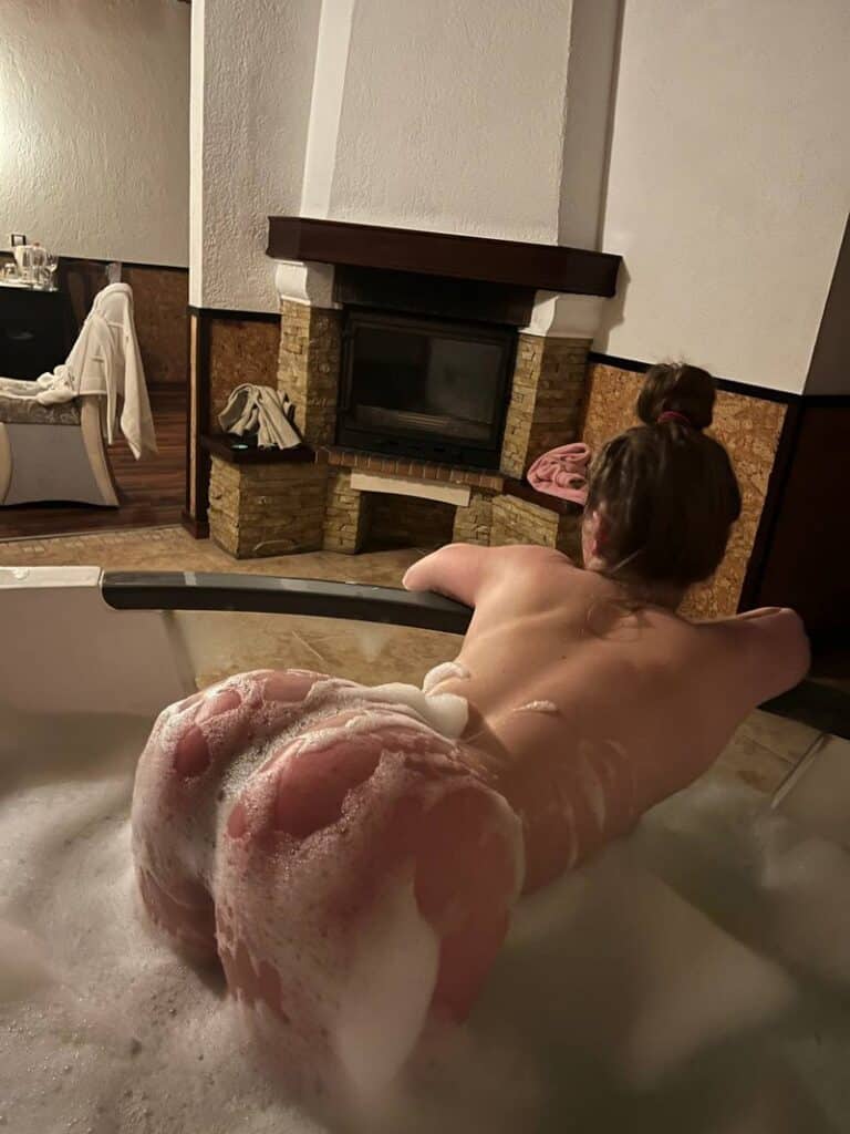 מישל  נערת ליווי חדשה בצפון