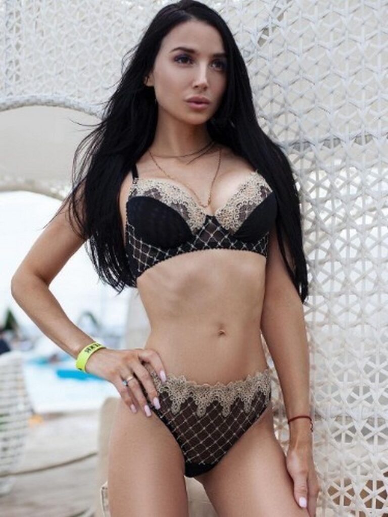 ורה נערת ליווי בחיפה