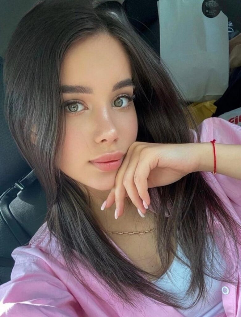 חיפה גלינה – אישה ישראלית ב 25