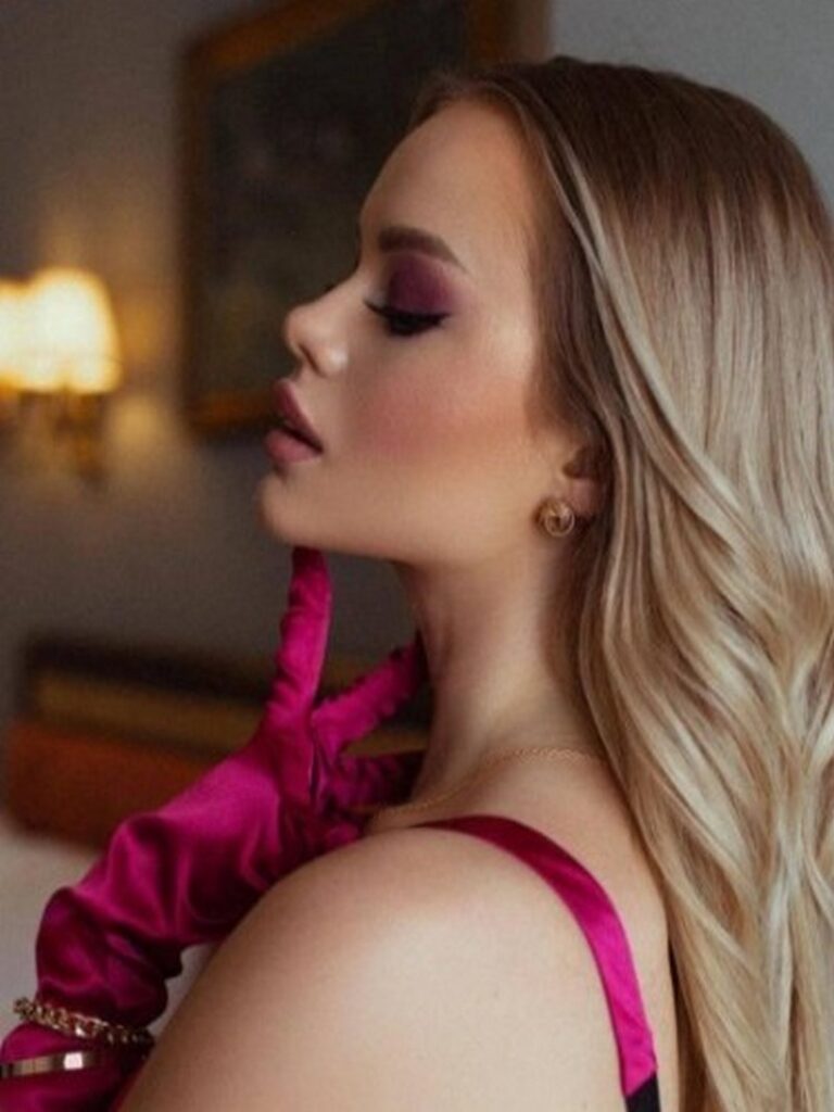 צפון והסביבה-לולה – בחורה בת 18